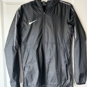 Nike Men's Black and Gray Windbreaker